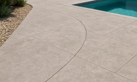 Les avantages du béton décoratif pour vos aménagements extérieurs